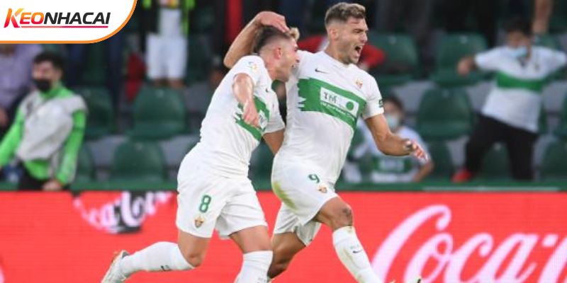 Cả hai đang có phong độ khá tương đồng Cả hai đang có phong độ khá tương đồng