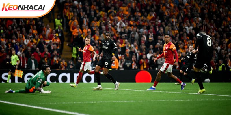 Juventus đang có lợi thế trên sân nhà